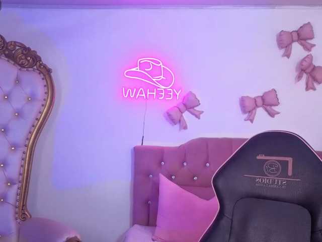Isabela-tay live cam on BongaCams