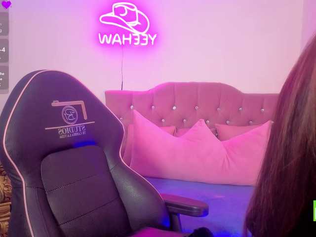 Isabela-tay live cam on BongaCams