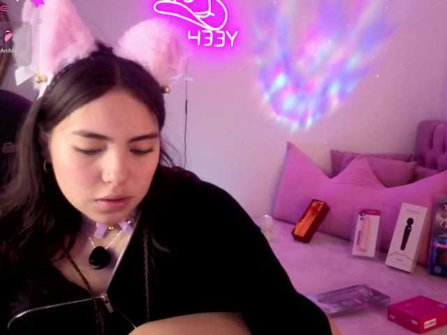 Isabela-tay live cam on BongaCams