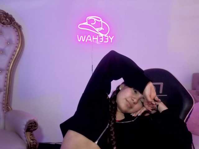 Isabela-tay live cam on BongaCams