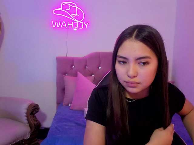 Isabela-tay live cam on BongaCams