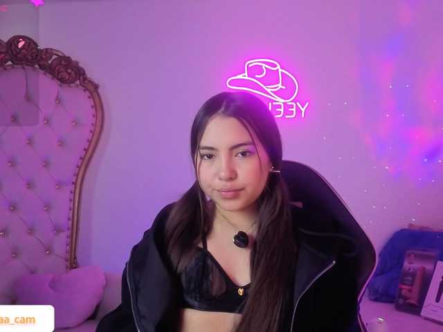Isabela-tay live cam on BongaCams