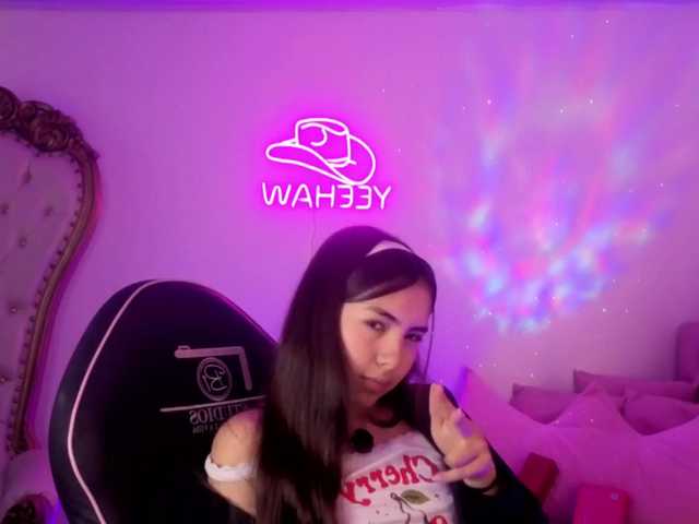 Isabela-tay live cam on BongaCams