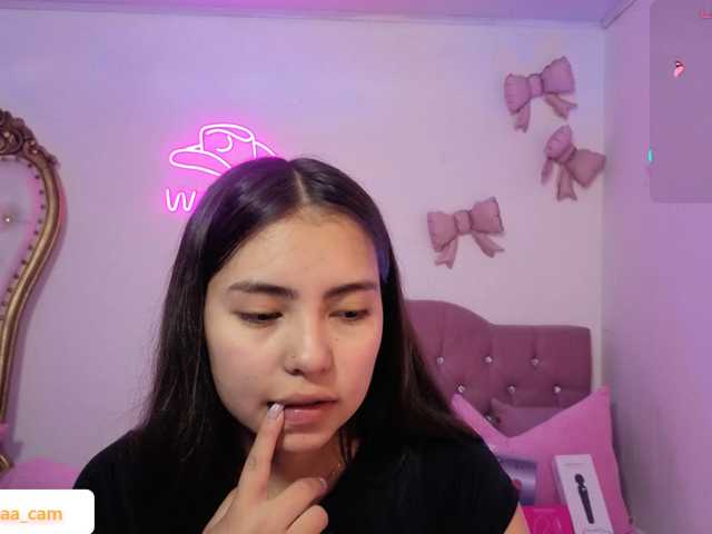 Isabela-tay live cam on BongaCams