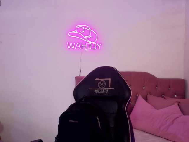 Isabela-tay live cam on BongaCams