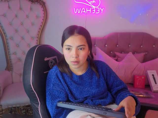 Isabela-tay live cam on BongaCams