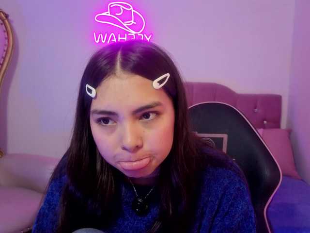 Isabela-tay live cam on BongaCams