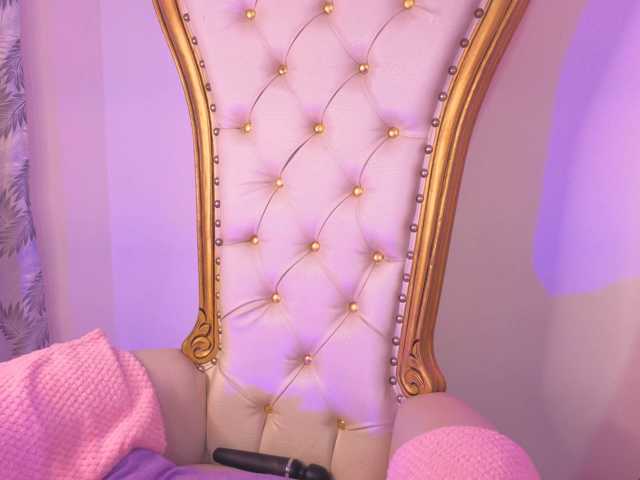Isabela-tay live cam on BongaCams