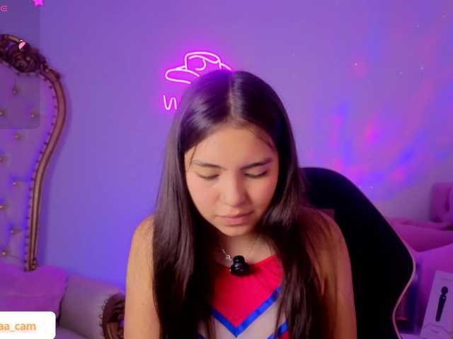 Isabela-tay live cam on BongaCams