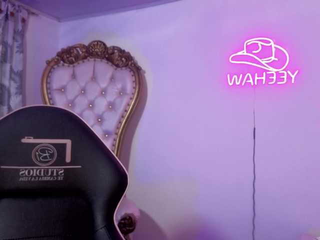 Isabela-tay live cam on BongaCams