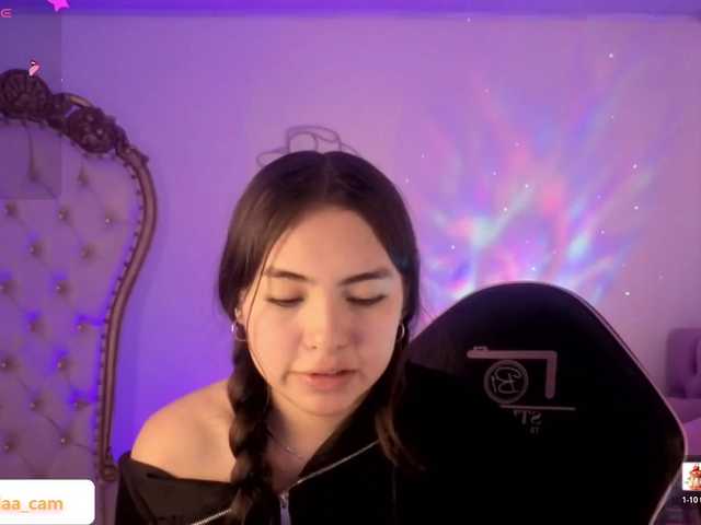 Isabela-tay webcam
