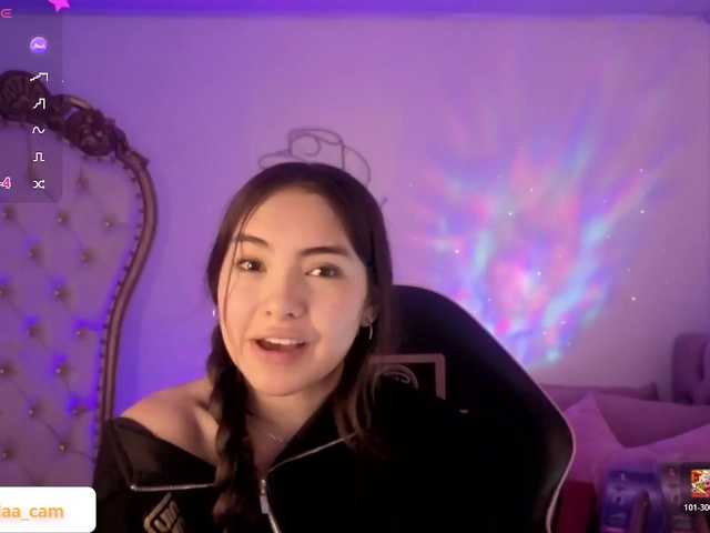 Isabela-tay live cam on BongaCams