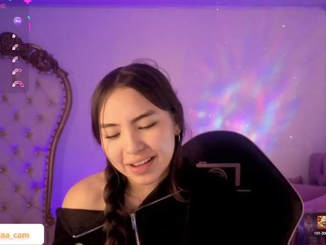 Isabela-tay live cam on BongaCams