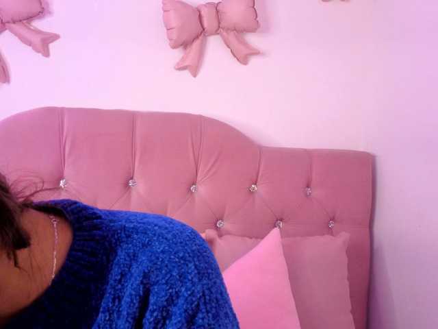 Isabela-tay live cam on BongaCams