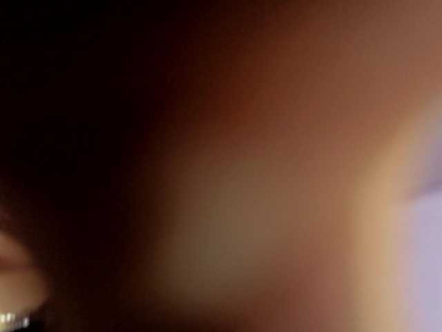 Isabela-tay live cam on BongaCams