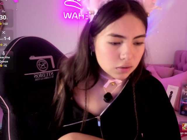 Isabela-tay live cam on BongaCams