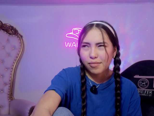 Isabela-tay live cam on BongaCams