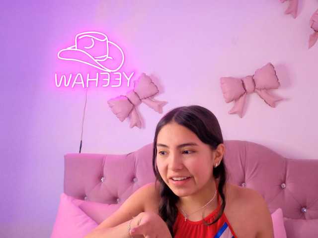 Isabela-tay live cam on BongaCams