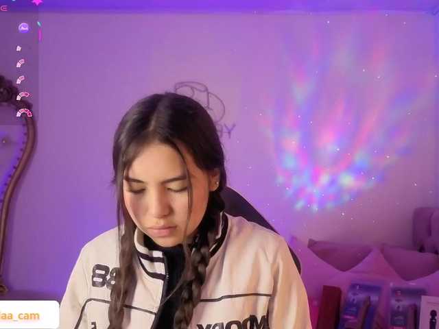 Isabela-tay webcam