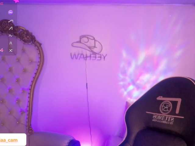 Isabela-tay live cam on BongaCams