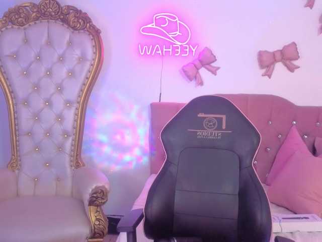 Isabela-tay live cam on BongaCams