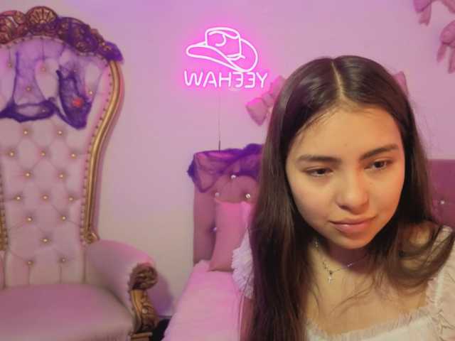Isabela-tay, en vivo ahora en BongaCams