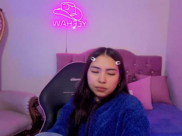 Isabela-tay live cam on BongaCams