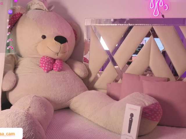 Isabela-tay live cam on BongaCams
