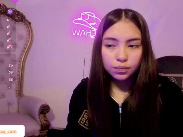 Isabela-tay webcam