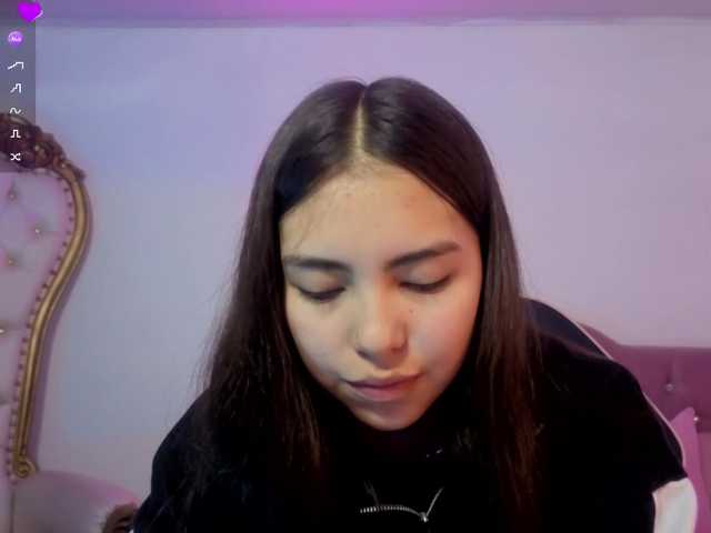 Isabela-tay live cam on BongaCams