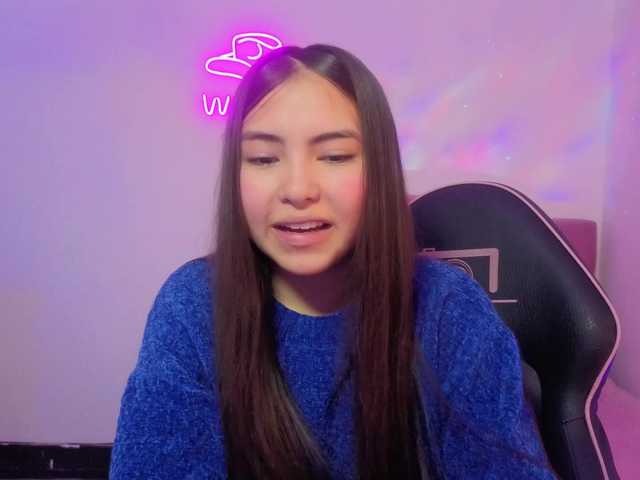 Isabela-tay live cam on BongaCams
