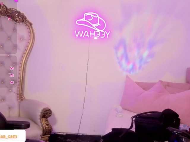 Isabela-tay live cam on BongaCams