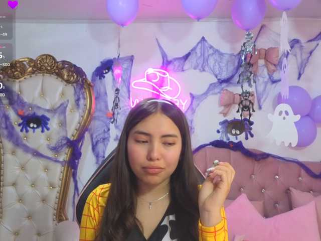 Isabela-tay live cam on BongaCams