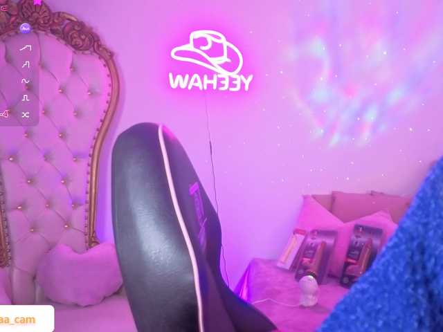 Isabela-tay live cam on BongaCams