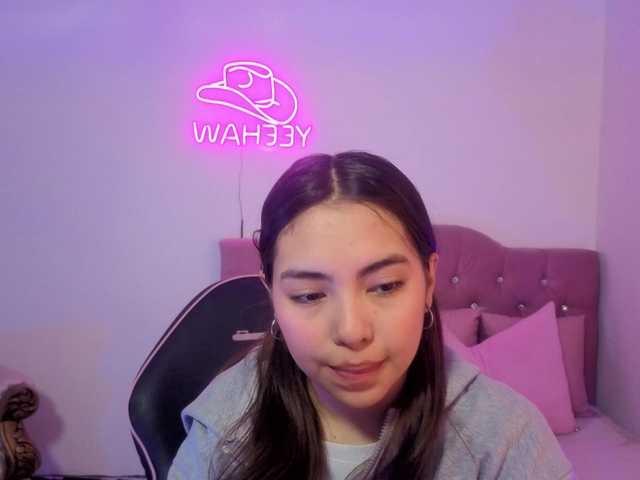 Isabela-tay live cam on BongaCams