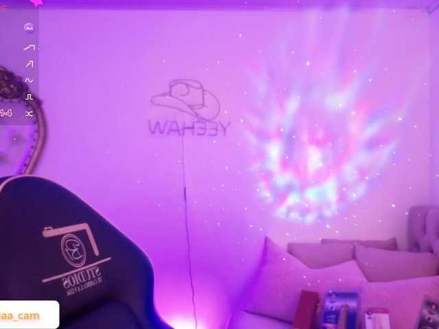 Isabela-tay live cam on BongaCams
