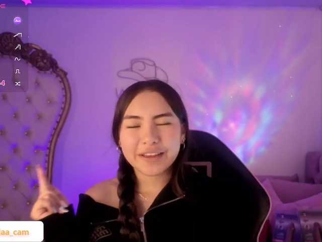Isabela-tay live cam on BongaCams