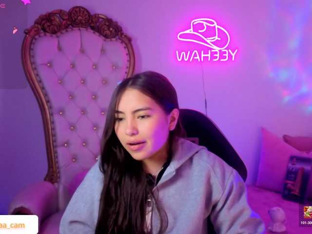 Isabela-tay live cam on BongaCams