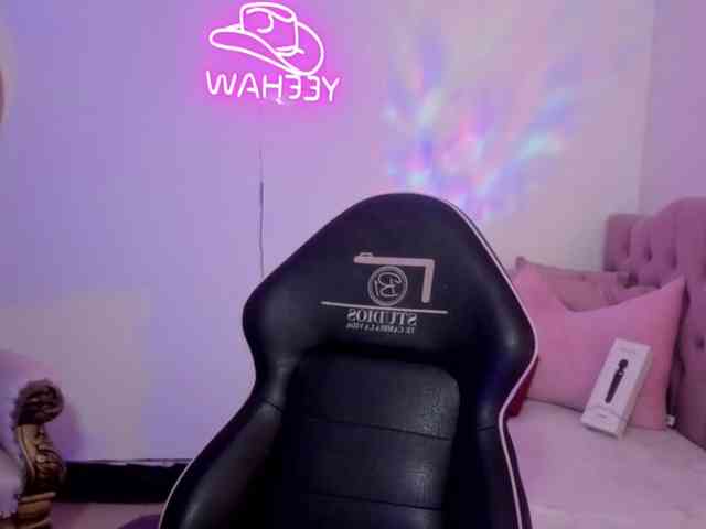 Isabela-tay webcam
