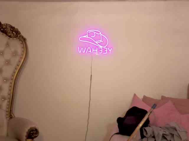 Isabela-tay webcam