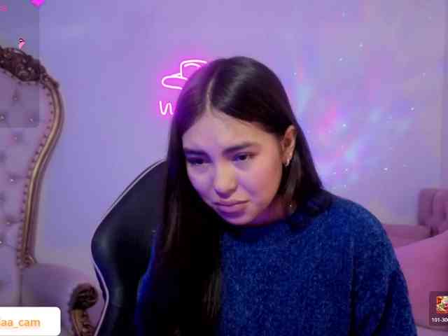 Isabela-tay Live Webcam on BongaCams