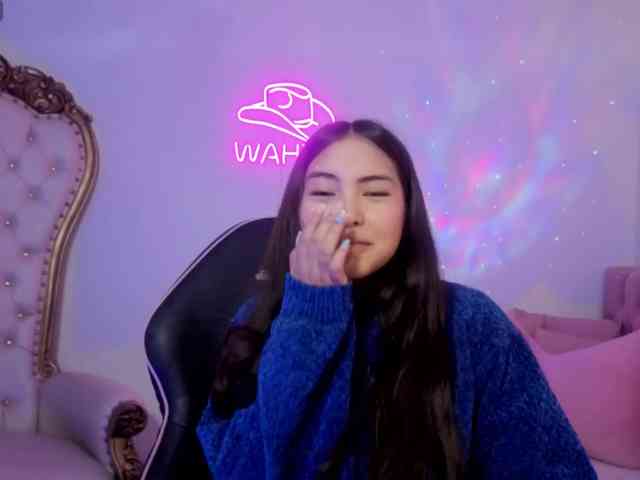 Isabela-tay Live Webcam on BongaCams