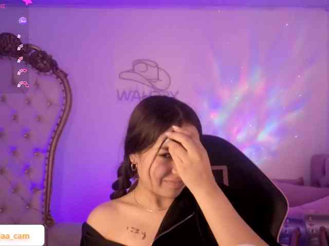 Isabela-tay webcam