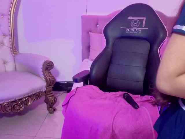 Isabela-tay webcam