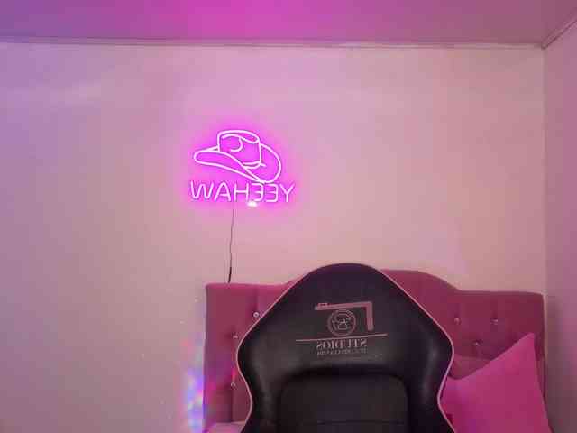 Isabela-tay webcam