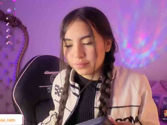 Isabela-tay webcam
