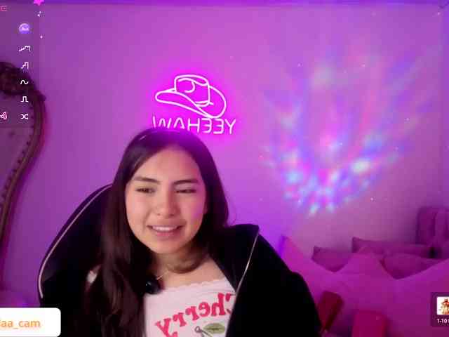 Isabela-tay webcam