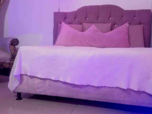 isabela-tay's live room