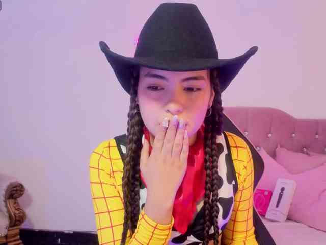 Isabela-tay webcam