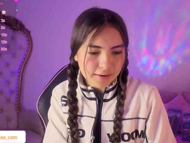 Isabela-tay webcam
